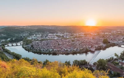 Visiter Cahors : tout ce qu’il faut savoir pour ne rien manquer de la capitale du Lot