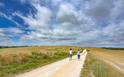 Randonnée autour de Montcuq : à la découverte des paysages et du patrimoine du Quercy Blanc